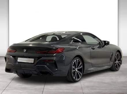 BMW - 8er