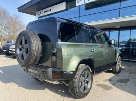 Land Rover - Defender