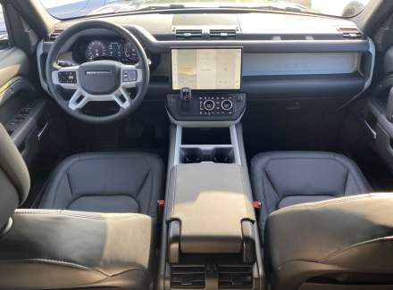 Land Rover - Defender