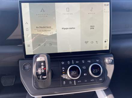 Land Rover - Defender