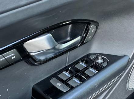 Land Rover - Range Rover Evoque