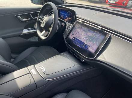 Mercedes-Benz - E-class