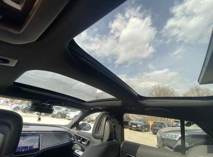 Mercedes-Benz - E-class