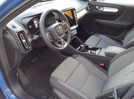 Volvo - XC40