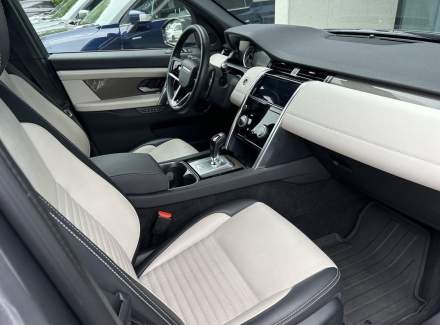 Land Rover - Discovery Sport