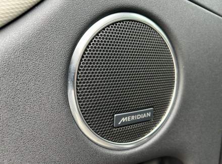 Land Rover - Discovery Sport