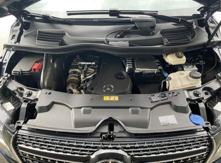 Mercedes-Benz - V-class