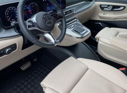Mercedes-Benz - V-class