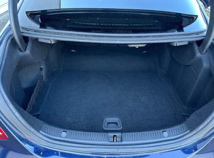 Mercedes-Benz - E-class