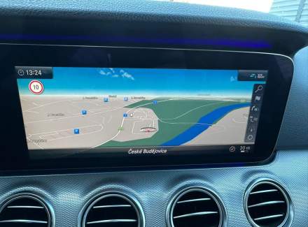 Mercedes-Benz - E-class