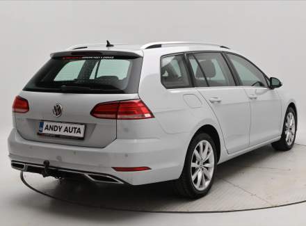 Volkswagen - Golf