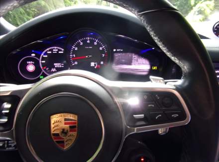 Porsche - Cayenne