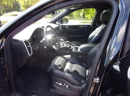 Porsche - Cayenne