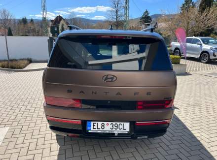 Hyundai - Santa FE