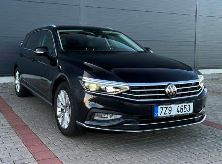 Volkswagen - Passat
