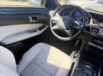 Mercedes-Benz - E-class