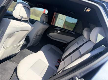 Mercedes-Benz - E-class