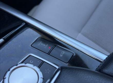 Mercedes-Benz - E-class