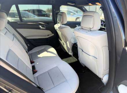 Mercedes-Benz - E-class