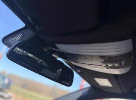 Mercedes-Benz - E-class