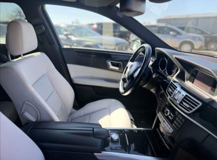 Mercedes-Benz - E-class