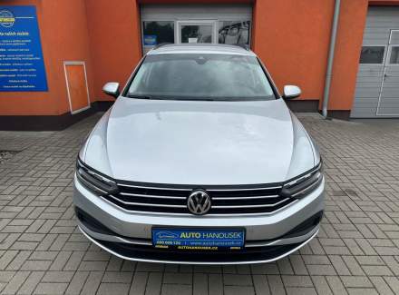 Volkswagen - Passat