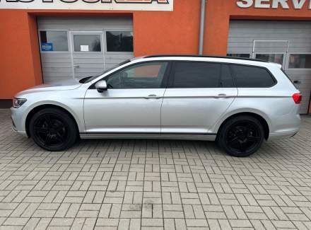 Volkswagen - Passat