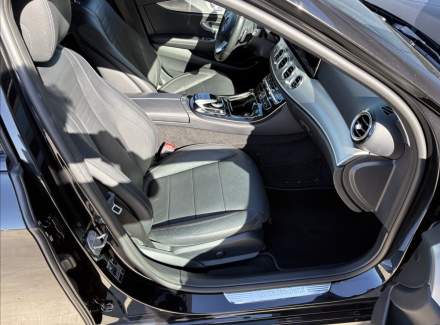 Mercedes-Benz - E-class