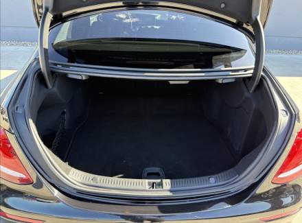 Mercedes-Benz - E-class