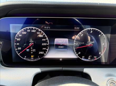 Mercedes-Benz - E-class