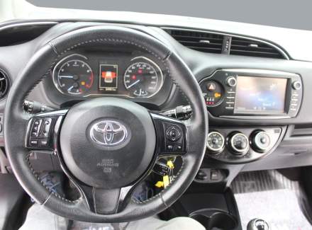 Toyota - Yaris