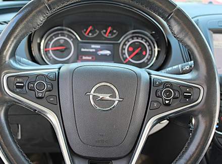 Opel - Insignia