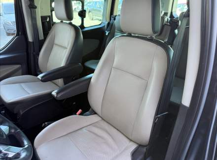 Ford - Tourneo Custom