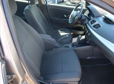 Renault - Fluence