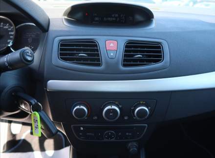 Renault - Fluence