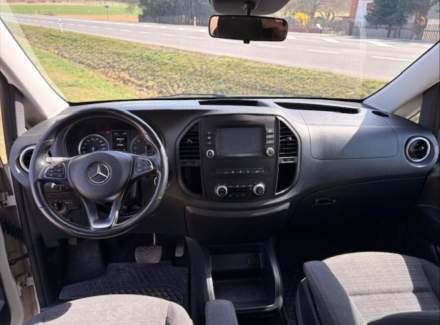 Mercedes-Benz - Vito
