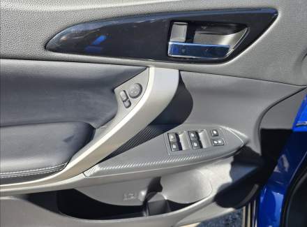 Mitsubishi - Eclipse Cross