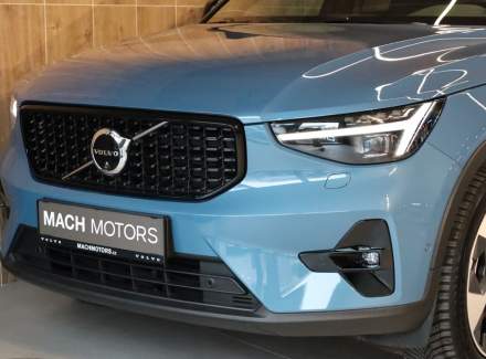 Volvo - XC40