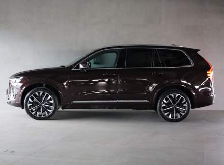 Volvo - XC90