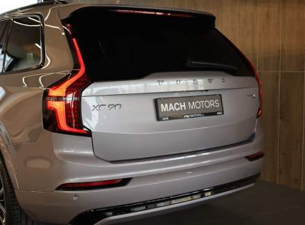 Volvo - XC90