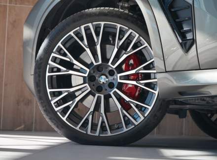 BMW - X5