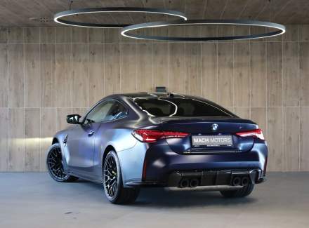 BMW - M4