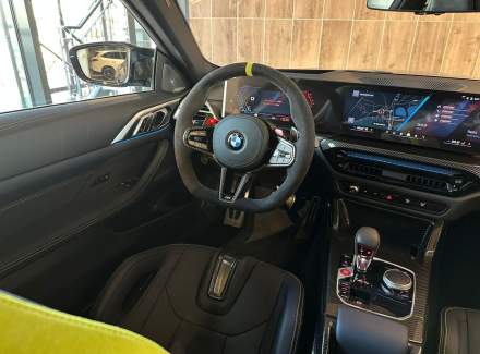 BMW - M4