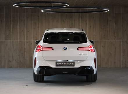 BMW - X3