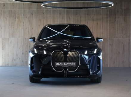 BMW - iX