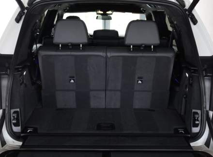 BMW - X7