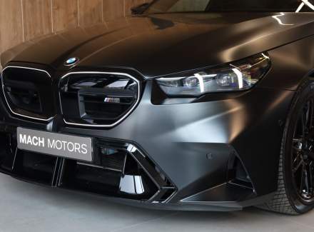 BMW - M5