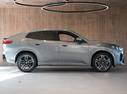 BMW - X2