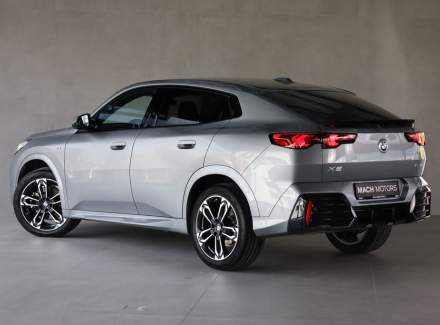 BMW - X2