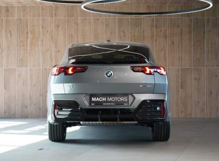 BMW - X2